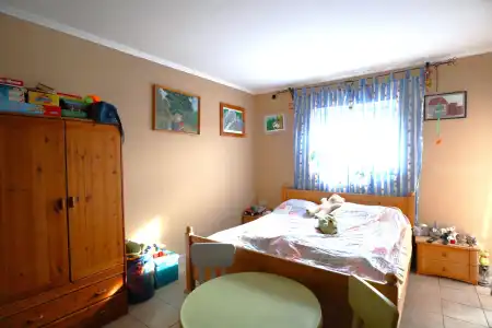 Eladó családi ház, Kistelek 6 szoba 188 m² 55 M Ft