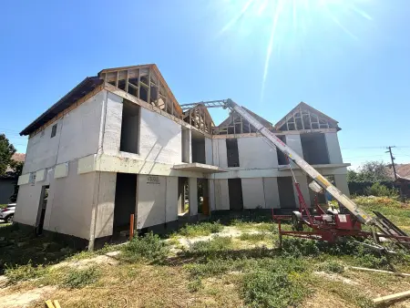 Eladó ikerház, Szeged 5 szoba 148 m² 159.5 M Ft