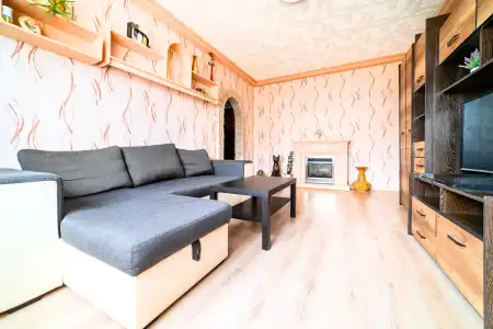 Eladó panellakás, Szeged 2 szoba 47 m² 41.9 M Ft