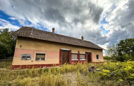Eladó tanya, Ásotthalom 4 szoba 127 m² 16.75 M Ft