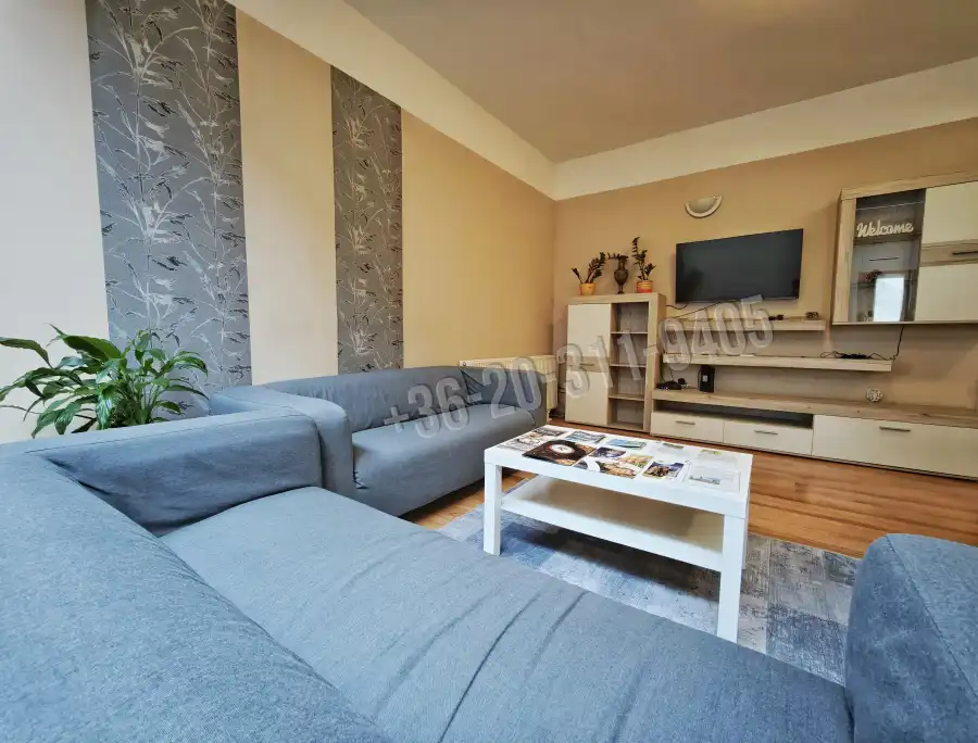 eladó téglalakás, Szeged