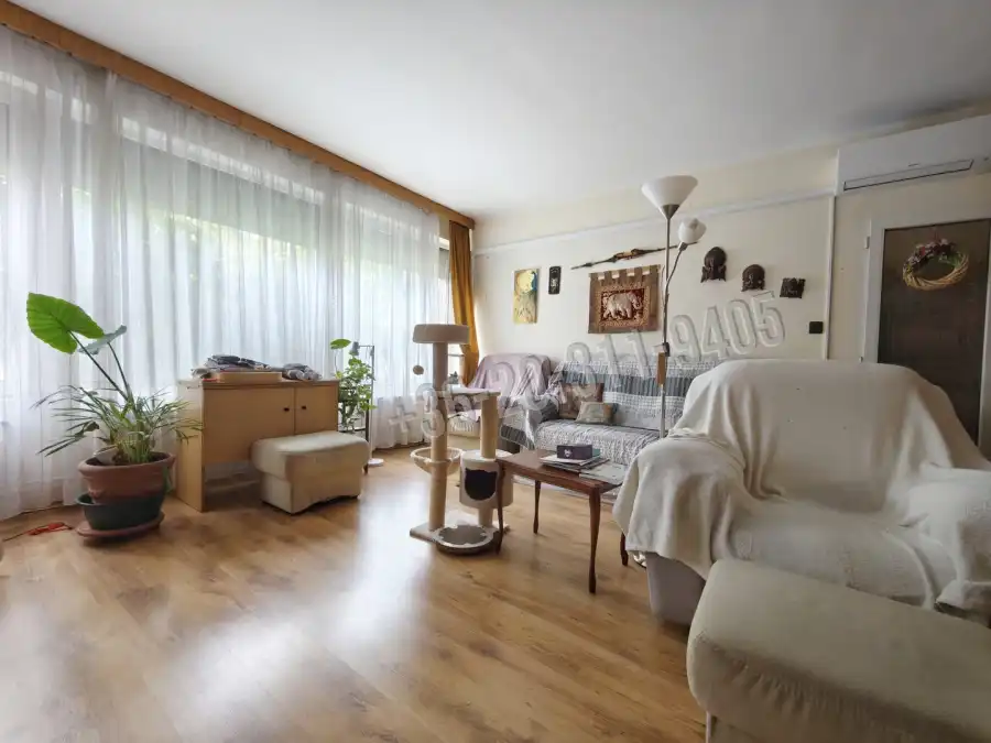 eladó téglalakás, Szentes