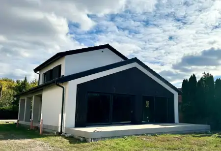 Eladó új építésű családi ház, Szeged 4 szoba 203 m² 179 M Ft