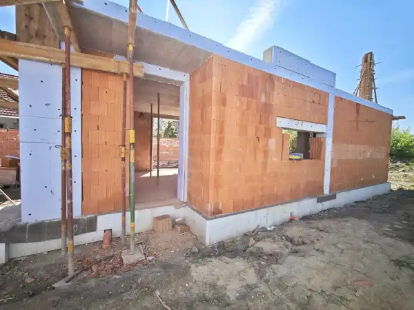 Eladó új építésű ikerház, Szeged 4 szoba 103 m² 154.5 M Ft