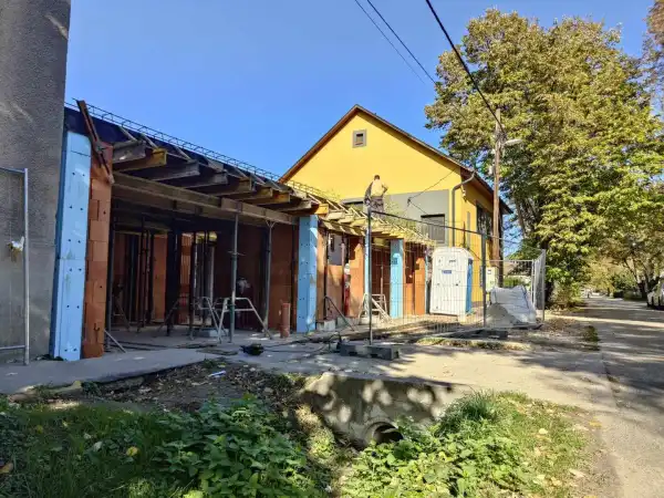 Eladó új építésű iroda földszinti, utcai, Szeged 2 szoba 26 m² 24.69 M Ft