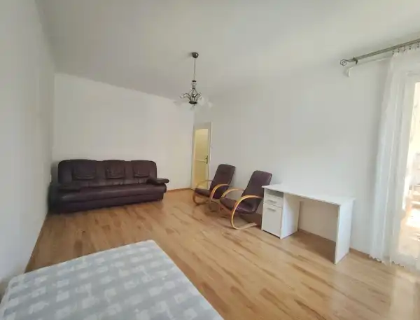 Kiadó téglalakás, Szeged 3 szoba 65 m² 200 E Ft/hó